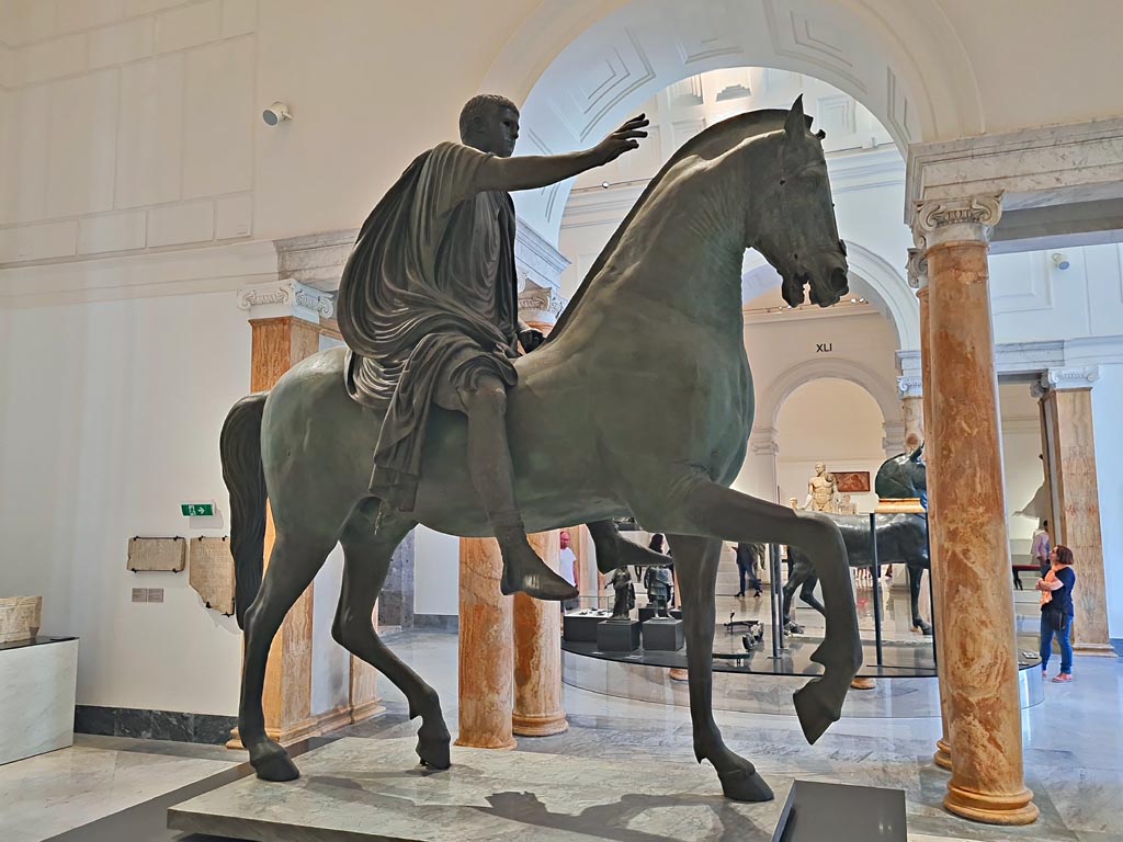 Arch of Caligula, Pompeii. April 2023. Equestrian statue found in pieces beneath the arch and rebuilt.
On display in “Campania Romana” gallery in Naples Archaeological Museum. Photo courtesy of Giuseppe Ciaramella.