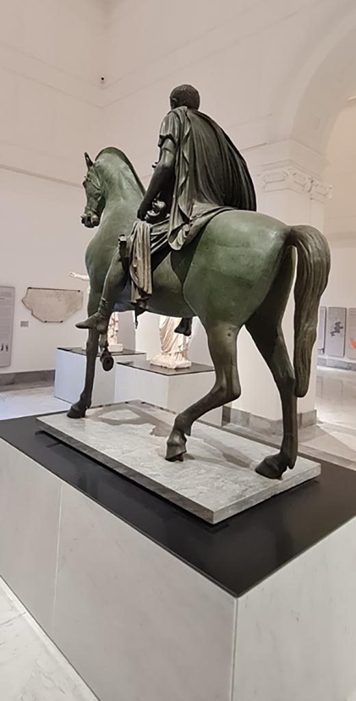 Arch of Caligula, Pompeii. April 2023. Equestrian statue found in pieces beneath the arch and rebuilt.
On display in “Campania Romana” gallery in Naples Archaeological Museum. Photo courtesy of Giuseppe Ciaramella.