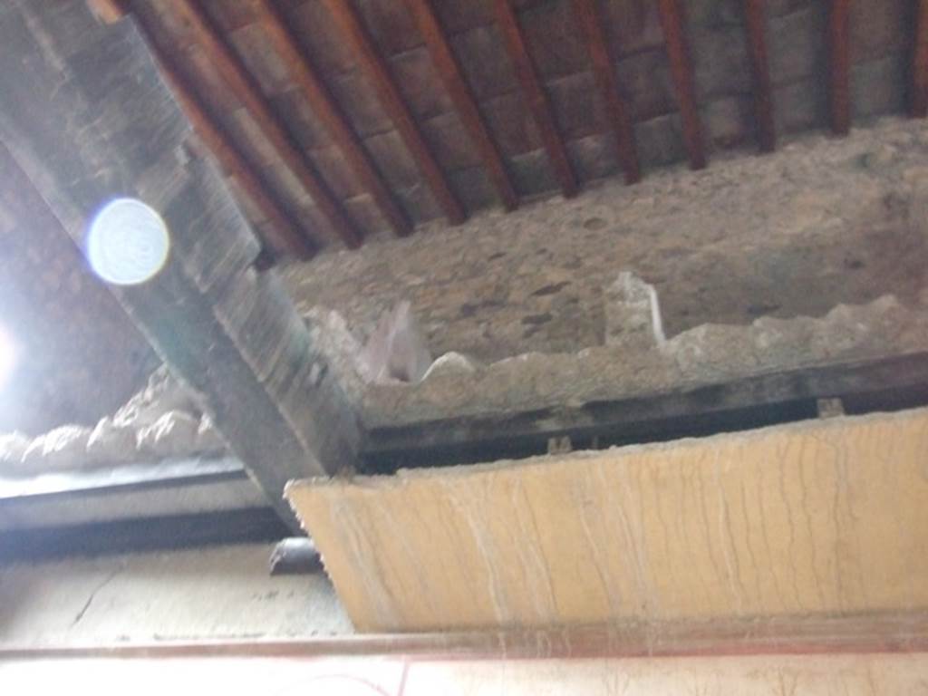I.8.17 Pompeii. December 2007. Room 14, remains of ceiling and an upper floor.