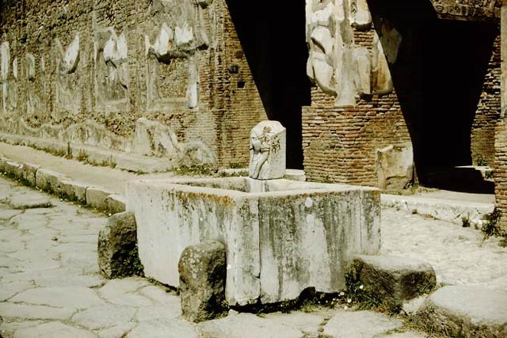 Via dell’Abbondanza, Pompeii. 1957. Looking west along north side, towards fountain outside VII.9.67/68. Photo by Stanley A. Jashemski.
Source: The Wilhelmina and Stanley A. Jashemski archive in the University of Maryland Library, Special Collections (See collection page) and made available under the Creative Commons Attribution-Non Commercial License v.4. See Licence and use details.
J57f0156
