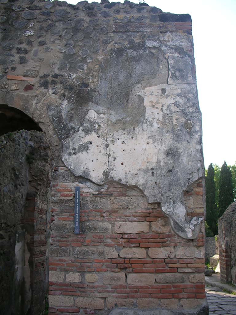 Porta Ercolano or Herculaneum Gate, Pompeii. May 2010.
Looking north towards remaining stucco on upper west side of gate. Photo courtesy of Ivo van der Graaff.