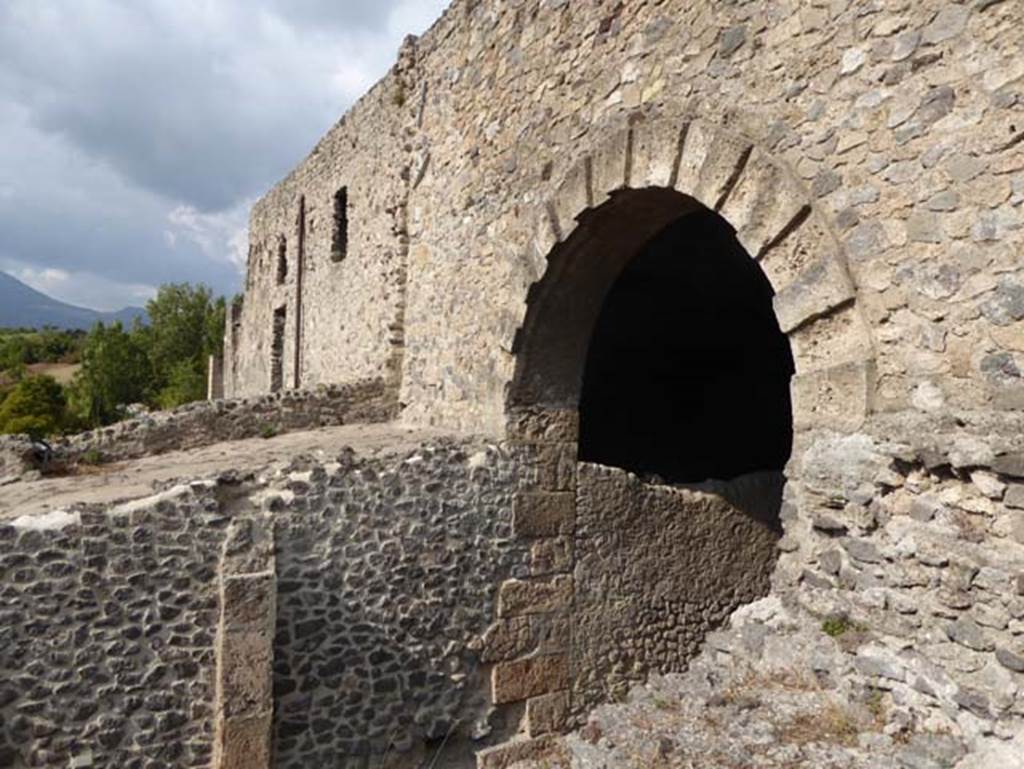 Pompeii Porta Marina. September 2016. Looking north-east across upper gate and tunnel. Photo courtesy of Michael Binns.
