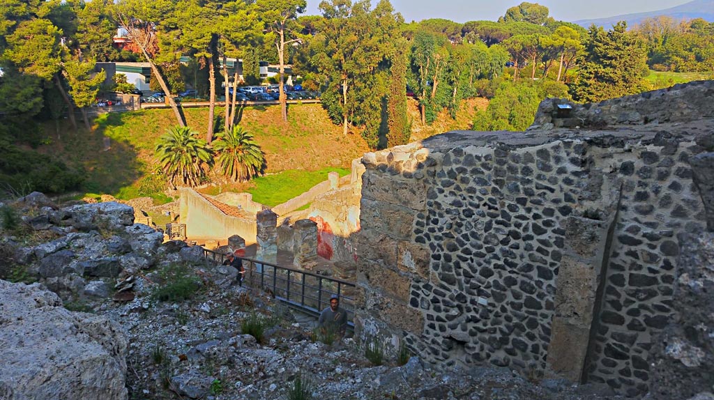 Porta Marina, Pompeii. 2017/2018/2019.
Looking north-west across top of Gate, from upper Antiquarium. Photo courtesy of Giuseppe Ciaramella.