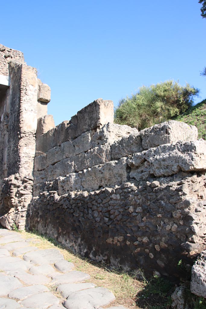 Pompeii Porta di Nocera. October 2022.
Looking north towards east side of gate. Photo courtesy of Klaus Heese.