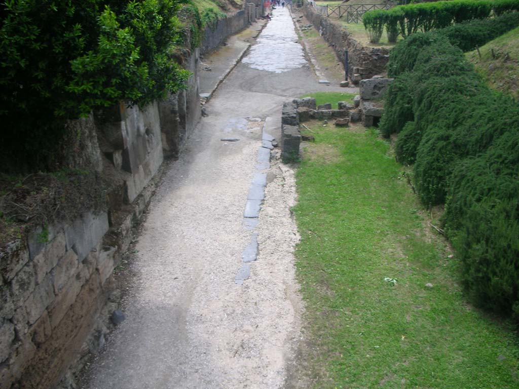 Porta di Sarno or Sarnus Gate. May 2010.
Looking west through site of gate towards Via dell’Abbondanza. Photo courtesy of Ivo van der Graaff.
