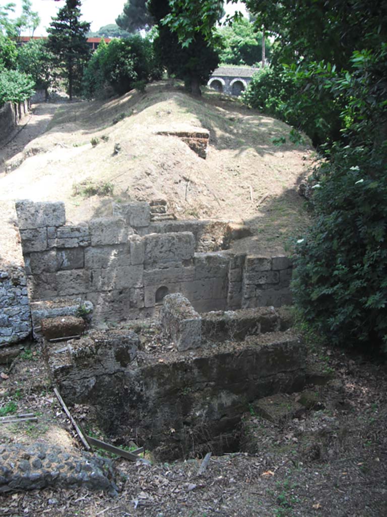 Porta Stabia, Pompeii. May 2011.
Looking east from upper west side, continuation. Photo courtesy of Ivo van der Graaff.
