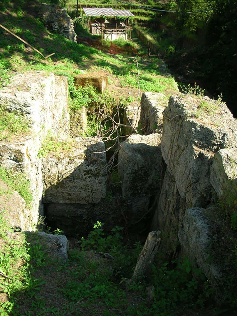 Porta Stabia, Pompeii. May 2010.
Looking south along upper east side of gate. Photo courtesy of Ivo van der Graaff.