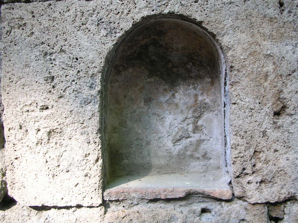 Porta Stabia, Pompeii. May 2010. Niche set into east wall. Photo courtesy of Ivo van der Graaff.