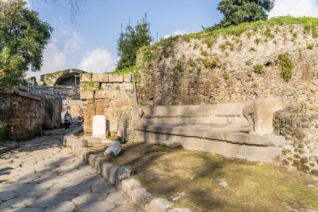 Porta Stabia, Pompeii. January 2023. South-east side of gate.
Looking north to Cippus of L. Avianius Flaccus and Q. Spedius Firmus. Photo courtesy of Johannes Eber.