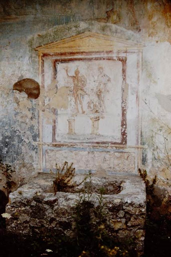 VII.9.33 Pompeii. 1959. Lararium painting on west wall and masonry basin below. Photo by Stanley A. Jashemski.
Source: The Wilhelmina and Stanley A. Jashemski archive in the University of Maryland Library, Special Collections (See collection page) and made available under the Creative Commons Attribution-Non Commercial License v.4. See Licence and use details.
J59f0402