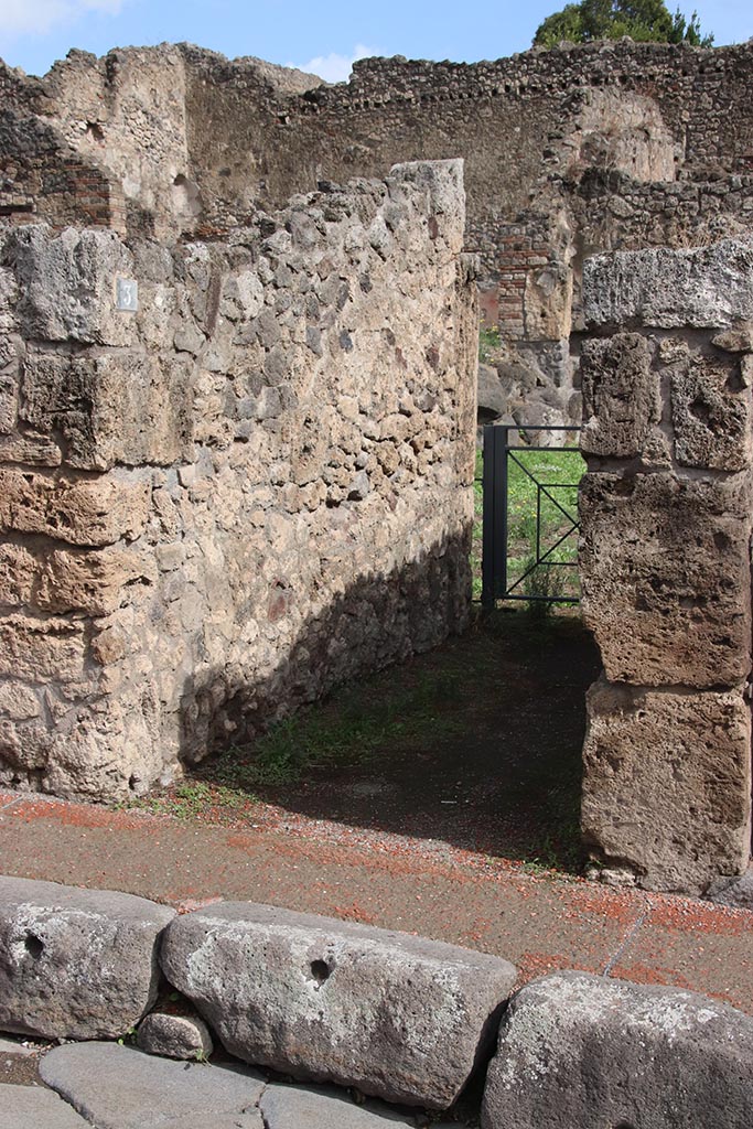 I.2.3 Pompeii. October 2024.
Looking towards north wall of entrance corridor. Photo courtesy of Klaus Heese.