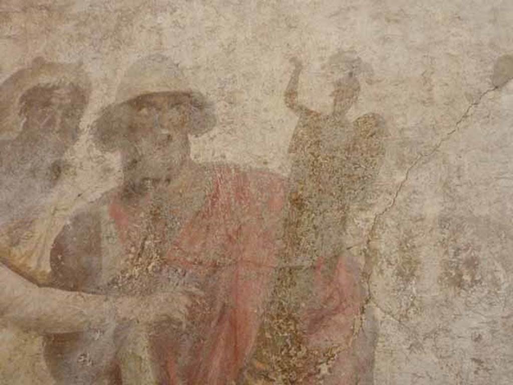 I.2.6 Pompeii. May 2010. Detail from the wall painting of the Theft of the Palladium (Ratto del Palladio) found on the south wall of the triclinium.
Ulysses (Odysseus) holding the Palladium. Now in Naples Archaeology Museum, inventory number: 109751