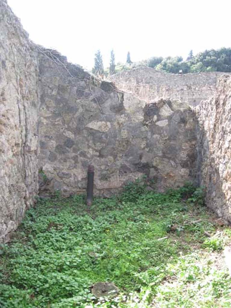 I.2.15 Pompeii. September 2010. West wall of room on south side of corridor. Photo courtesy of Drew Baker.
