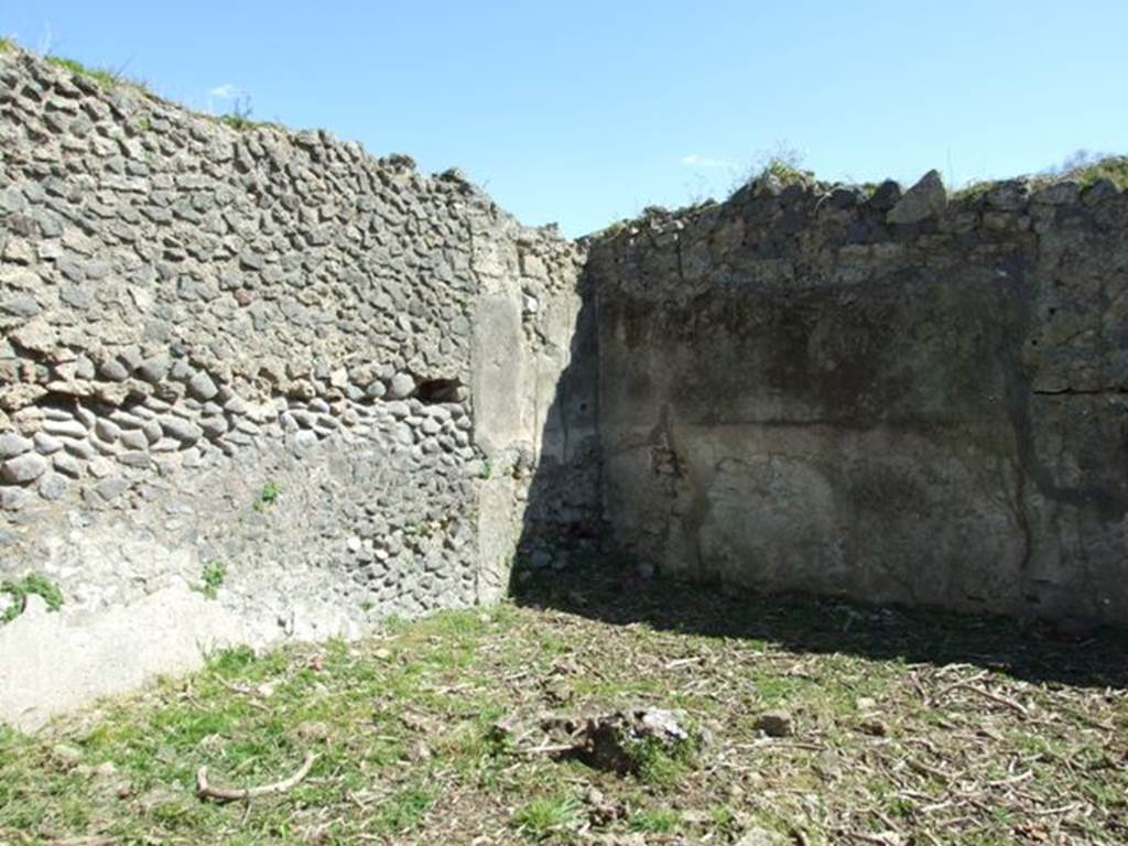 I.2.15 Pompeii. March 2009. Atrium. South east corner.