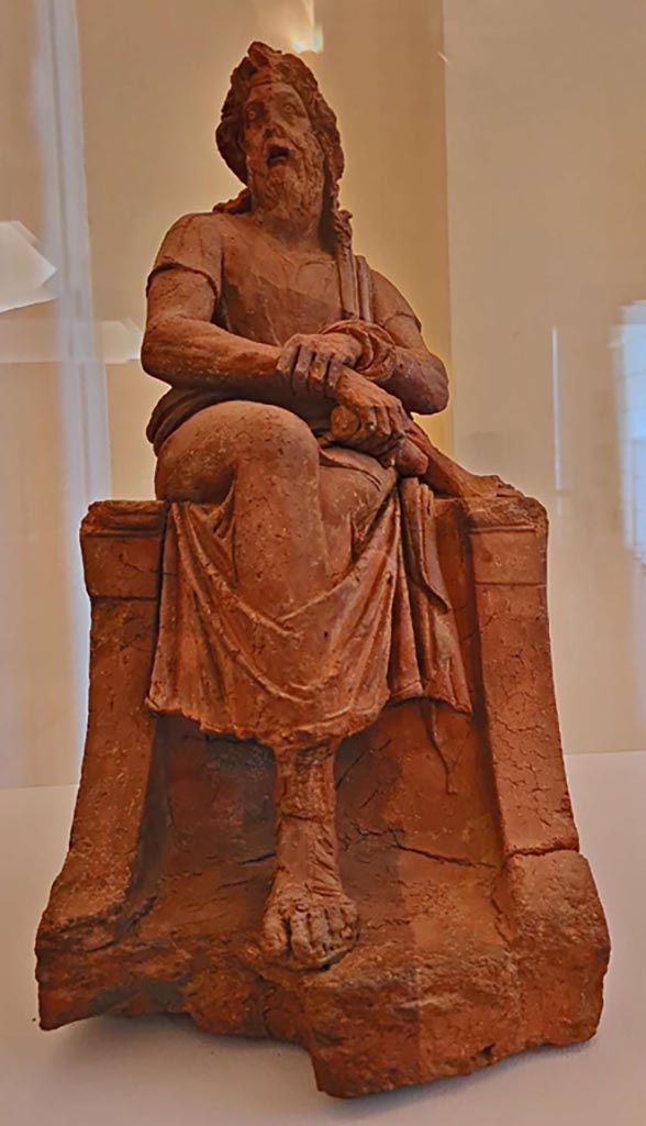 I.2.16 Pompeii. October 2023.
Room 6, garden area, terracotta statuette of the philosopher Antisthenes.
Photo courtesy of Giuseppe Ciaramella.
On display in “L’altra MANN” exhibition, October 2023, at Naples Archaeological Museum.