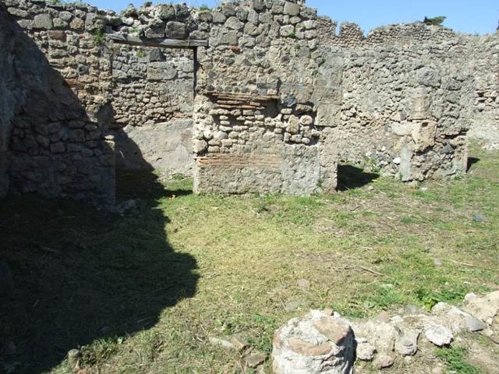 I.2.16 Pompeii. March 2009. North side of North Portico, with doorways to Room 8, Entrance, and Room 2.