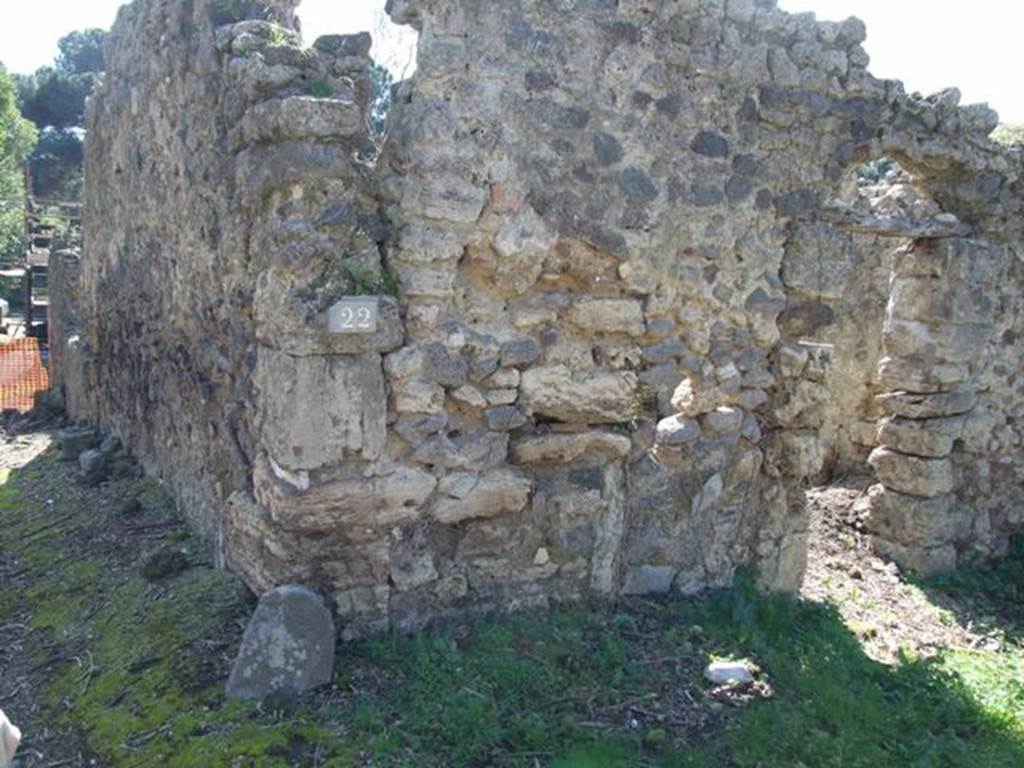 I.2.22 Pompeii. March 2009. South wall of Shop area.