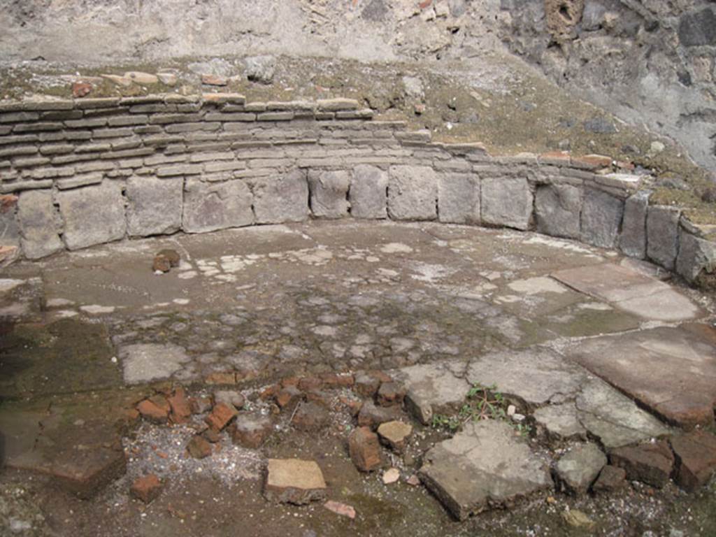 I.3.1 Pompeii. September 2010. Looking north-east across oven, with details of floor of oven. Photo courtesy of Drew Baker.