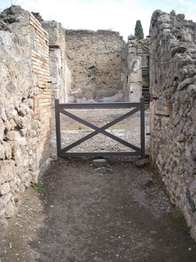 I.3.3 Pompeii. September 2010. Looking east along narrow entrance fauces towards the atrium. Photo courtesy of Drew Baker.