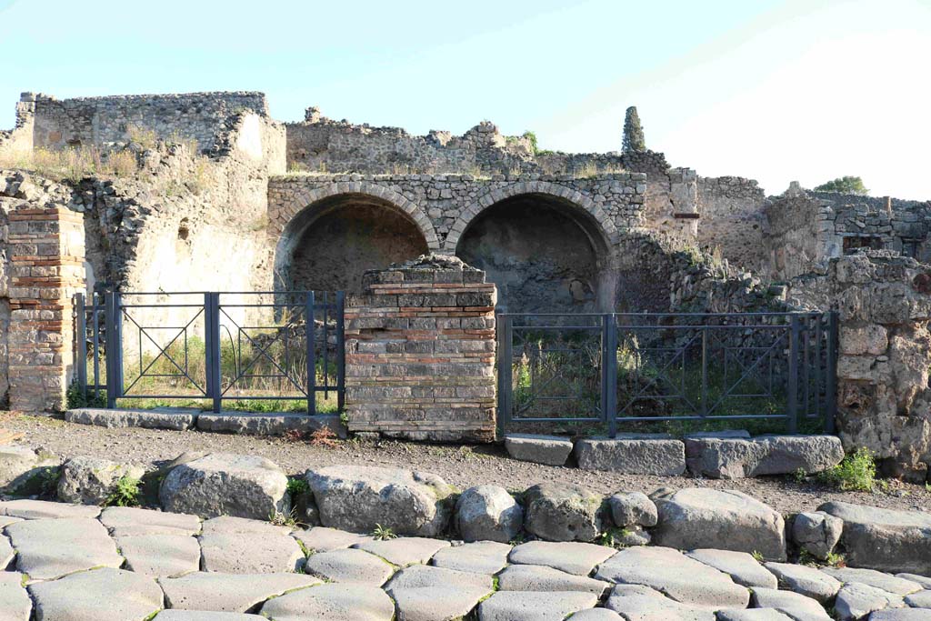 I.3.6 and I.3.5, on right, Pompeii. December 2018. Looking east towards entrances on Via Stabiana. Photo courtesy of Aude Durand.