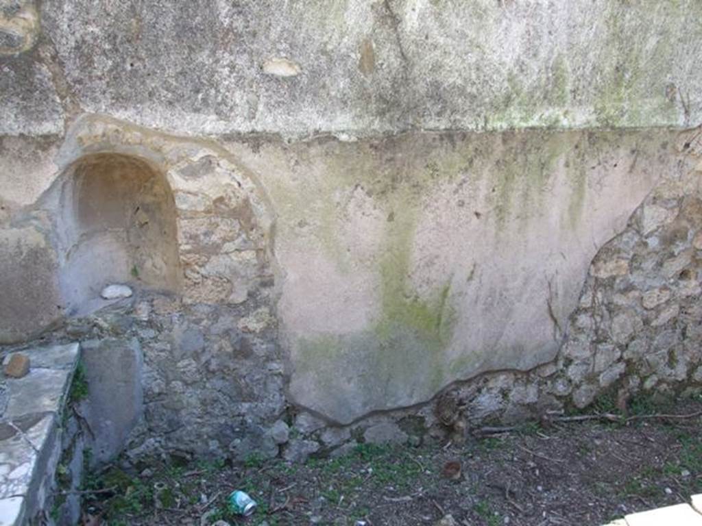 I.3.28 Pompeii. March 2009. South wall.