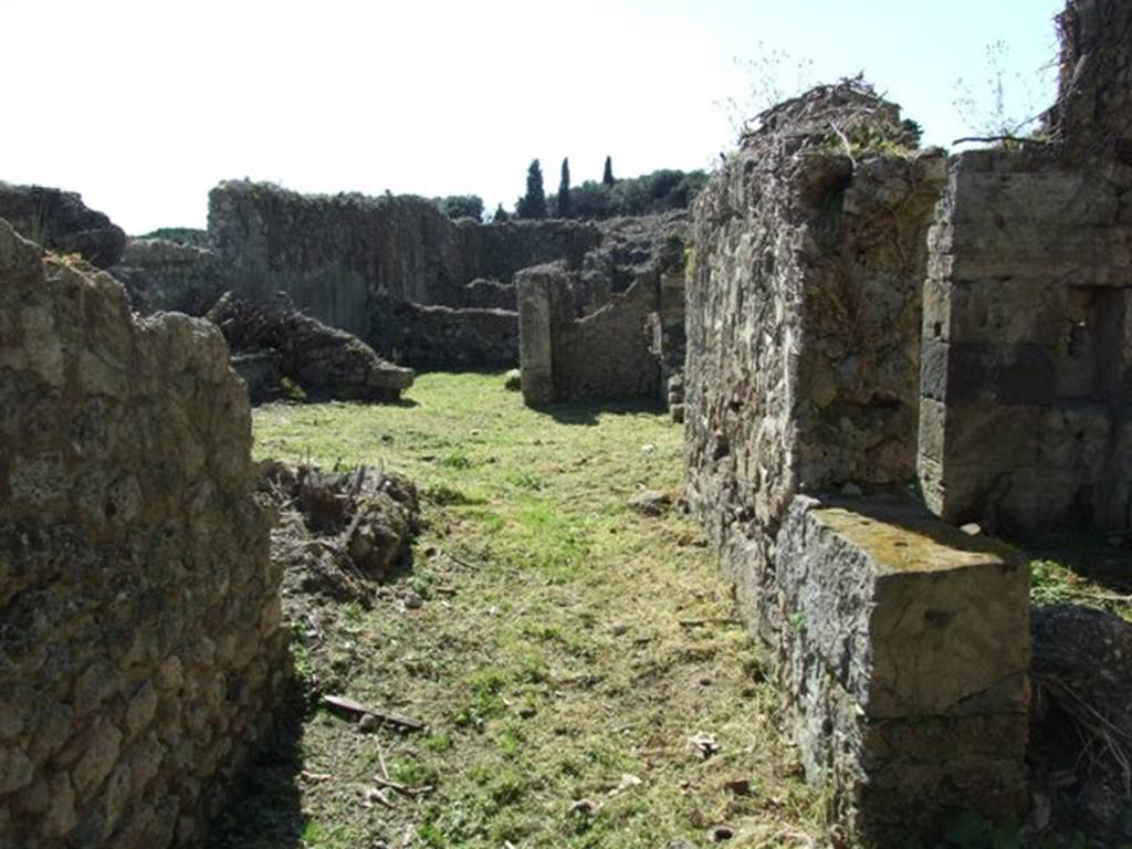 I.3.29 Pompeii. March 2009. Looking west along fauces towards Room 1. Atrium.