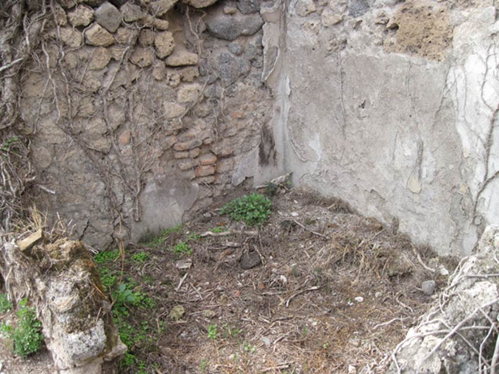 I.3.30 Pompeii. September 2010. Room 7, looking towards north-west corner. Photo courtesy of Drew Baker.