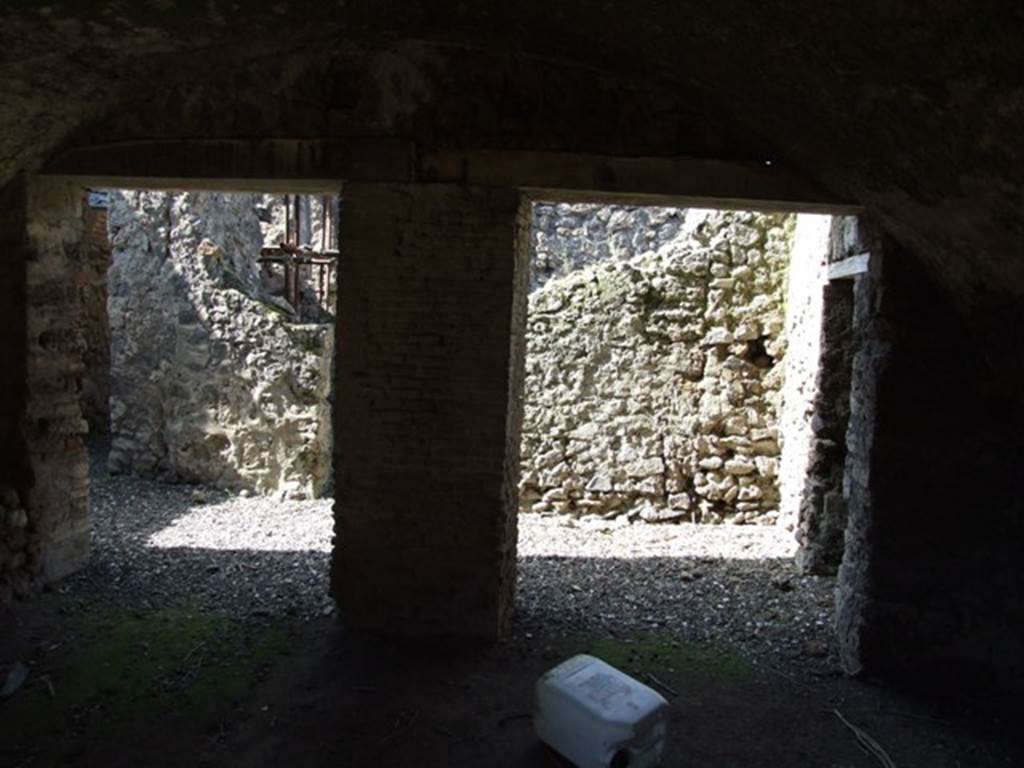 I.3.31 Pompeii. March 2009. North side of entrance room.