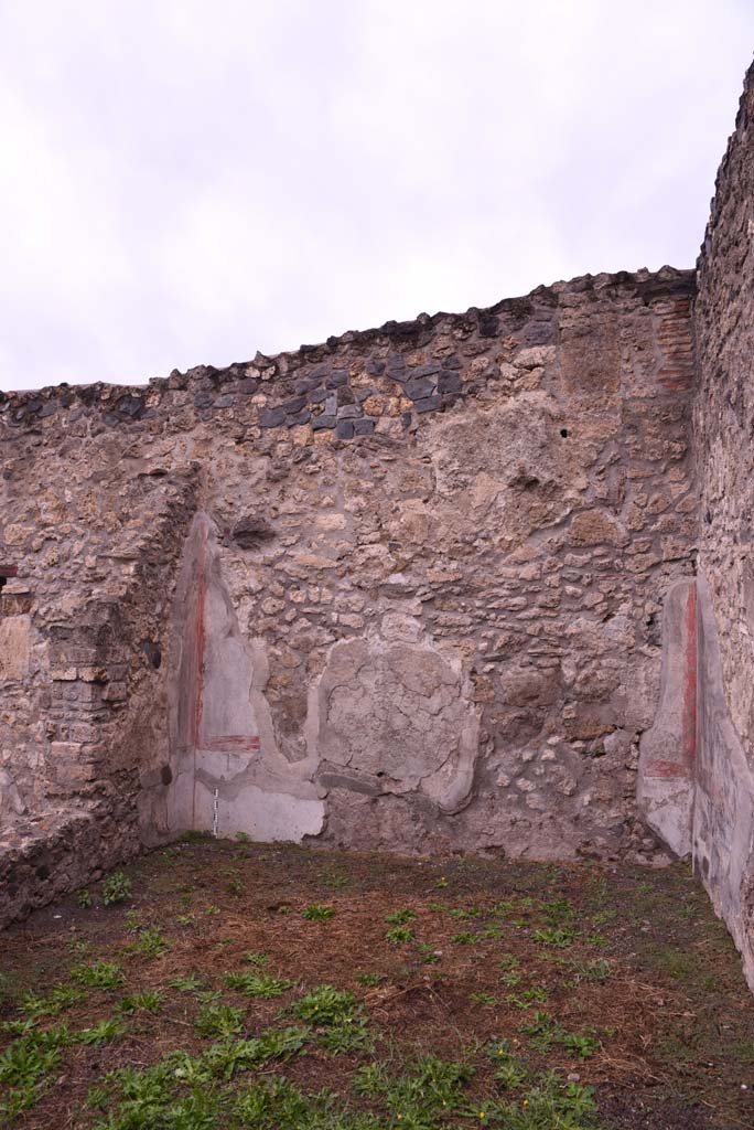 I.4.2 Pompeii. October 2019. North-west corner of triclinium, with window in west wall.
Foto Tobias Busen, ERC Grant 681269 DÉCOR.