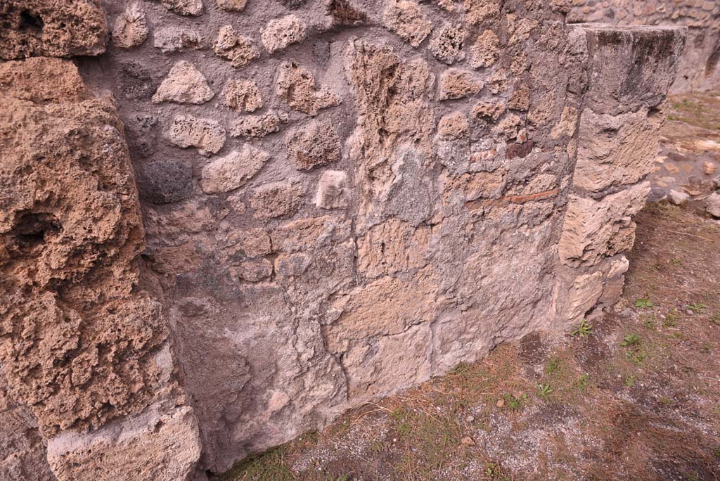 I.4.2 Pompeii. October 2019. Detail of north wall of entrance corridor.
Foto Tobias Busen, ERC Grant 681269 DÉCOR.