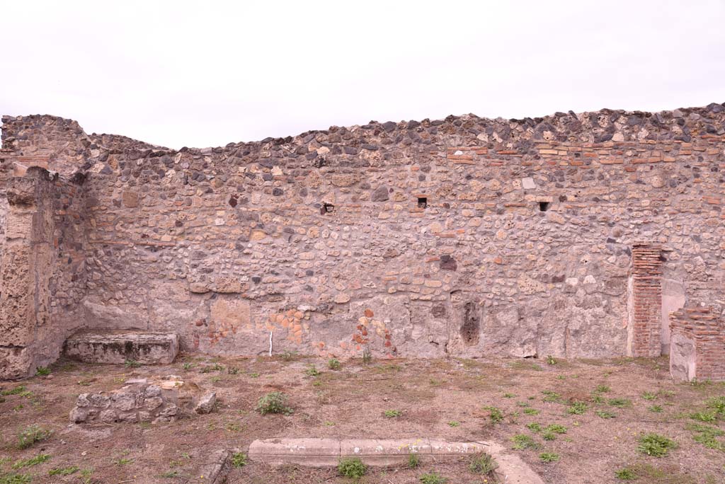 I.4.2 Pompeii. October 2019. Looking across impluvium towards north wall of atrium.
Foto Tobias Busen, ERC Grant 681269 DÉCOR.