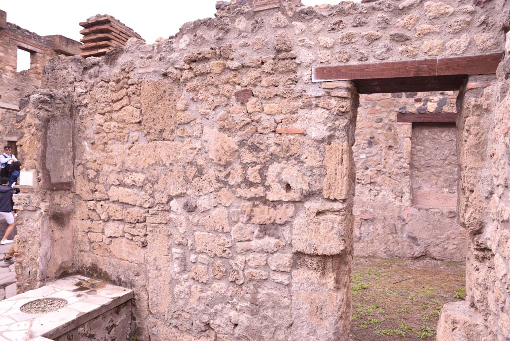 I.4.3 Pompeii. October 2019. Looking towards north wall of bar-room.
Foto Tobias Busen, ERC Grant 681269 DÉCOR.