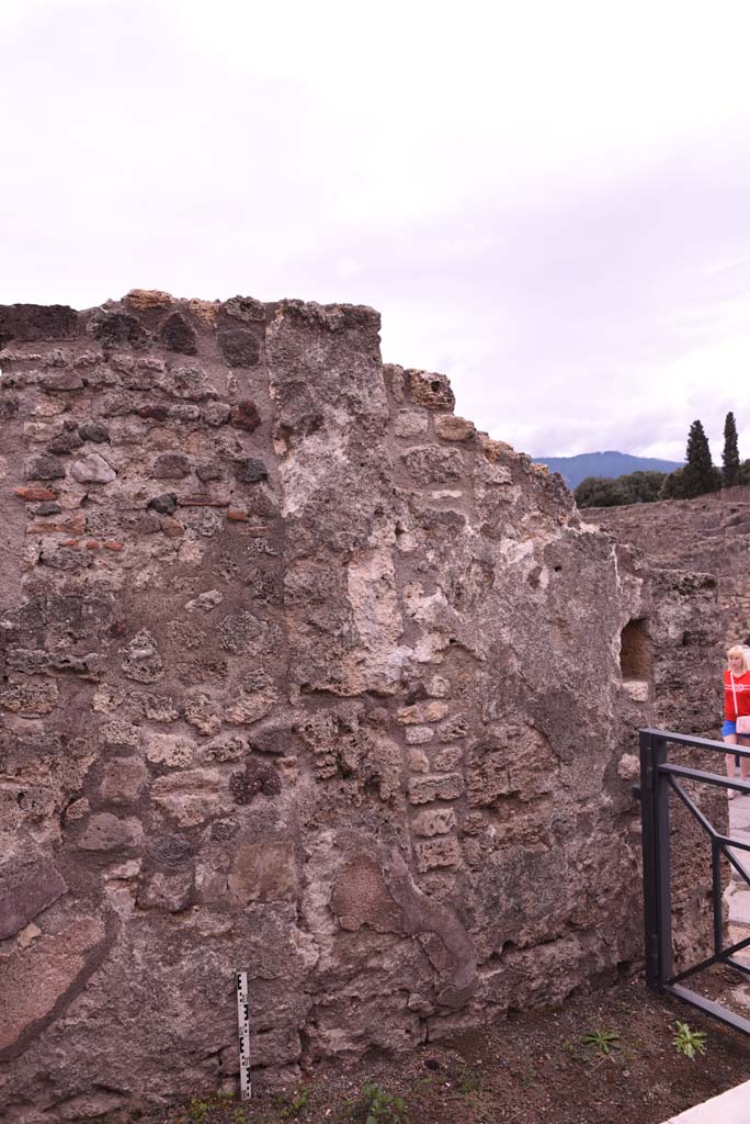 I.4.3 Pompeii. October 2019. South wall of bar-room at west end.
Foto Tobias Busen, ERC Grant 681269 DÉCOR.