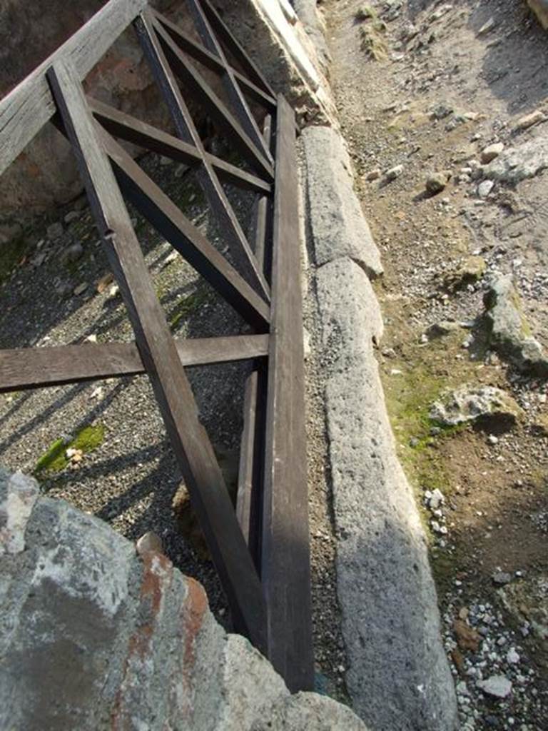 I.4.4 Pompeii. December 2007. Entrance sill with groove for sliding doors or shutters.