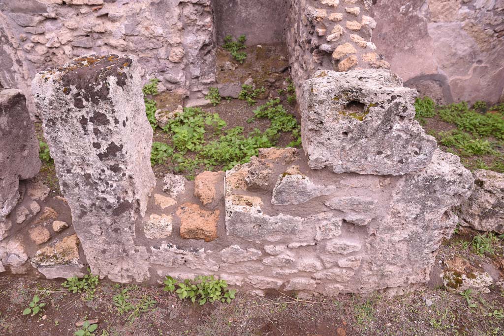 I.4.9 Pompeii. October 2019. Tablinum h, detail from south wall.
Foto Tobias Busen, ERC Grant 681269 DÉCOR.