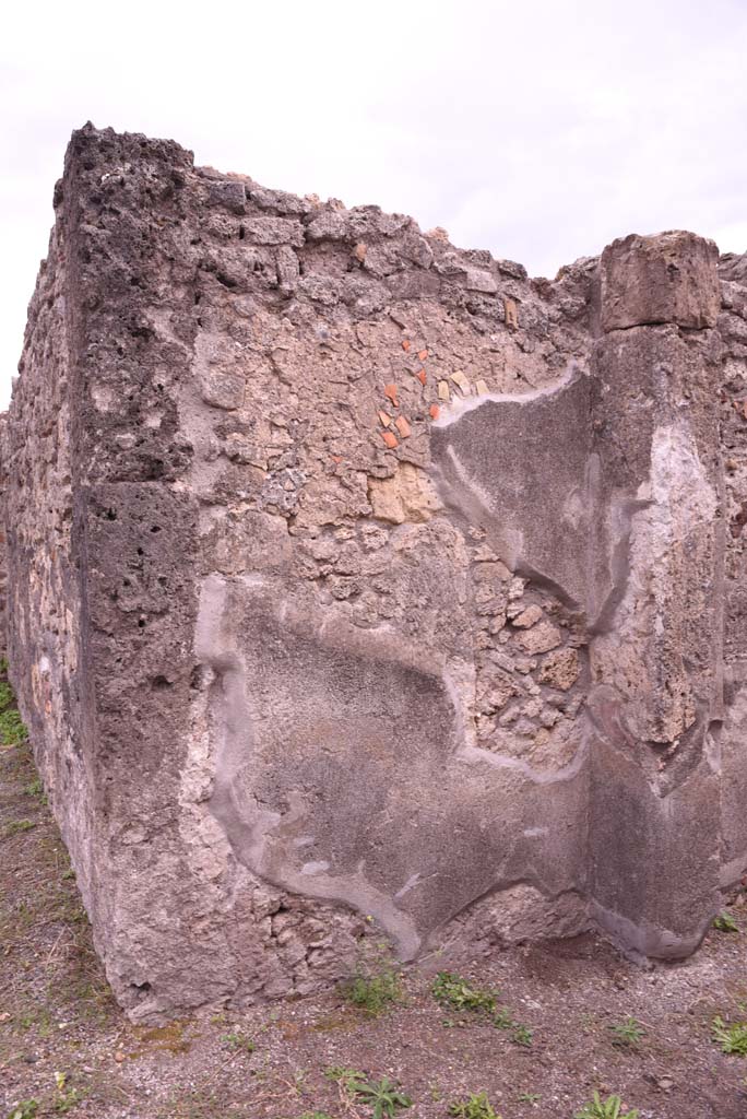 I.4.9 Pompeii. October 2019.
Looking towards south side of entrance corridor/fauces/vestibule, at east end.
Foto Tobias Busen, ERC Grant 681269 DÉCOR.