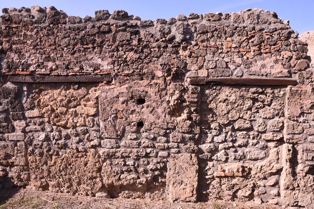 I.4.12 Pompeii. October 2019. Room d, two blocked doorways in north wall.
Foto Tobias Busen, ERC Grant 681269 DÉCOR.