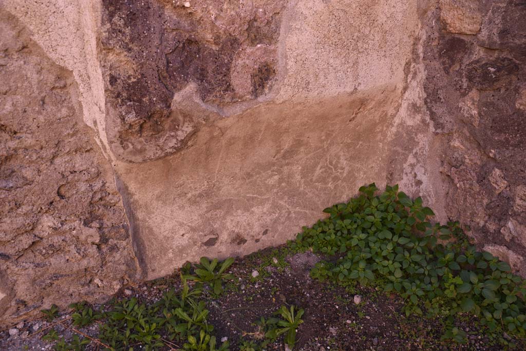 I.4.19 Pompeii. October 2019. Looking towards recess at south end of east wall in south-east corner of rear room.
Foto Tobias Busen, ERC Grant 681269 DÉCOR.