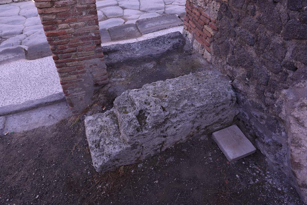 I.4.20/21 Pompeii. October 2019. Base of steps to upper floor, looking north from I.4.20.
Foto Tobias Busen, ERC Grant 681269 DÉCOR