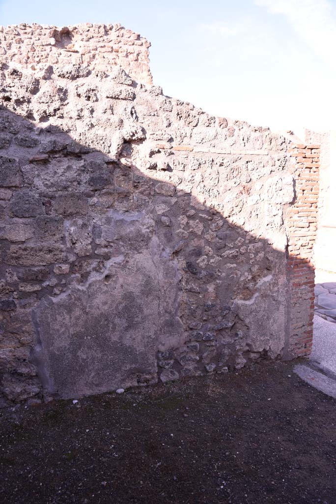 I.4.20 Pompeii. October 2019. Detail of west wall at north end.
Foto Tobias Busen, ERC Grant 681269 DÉCOR