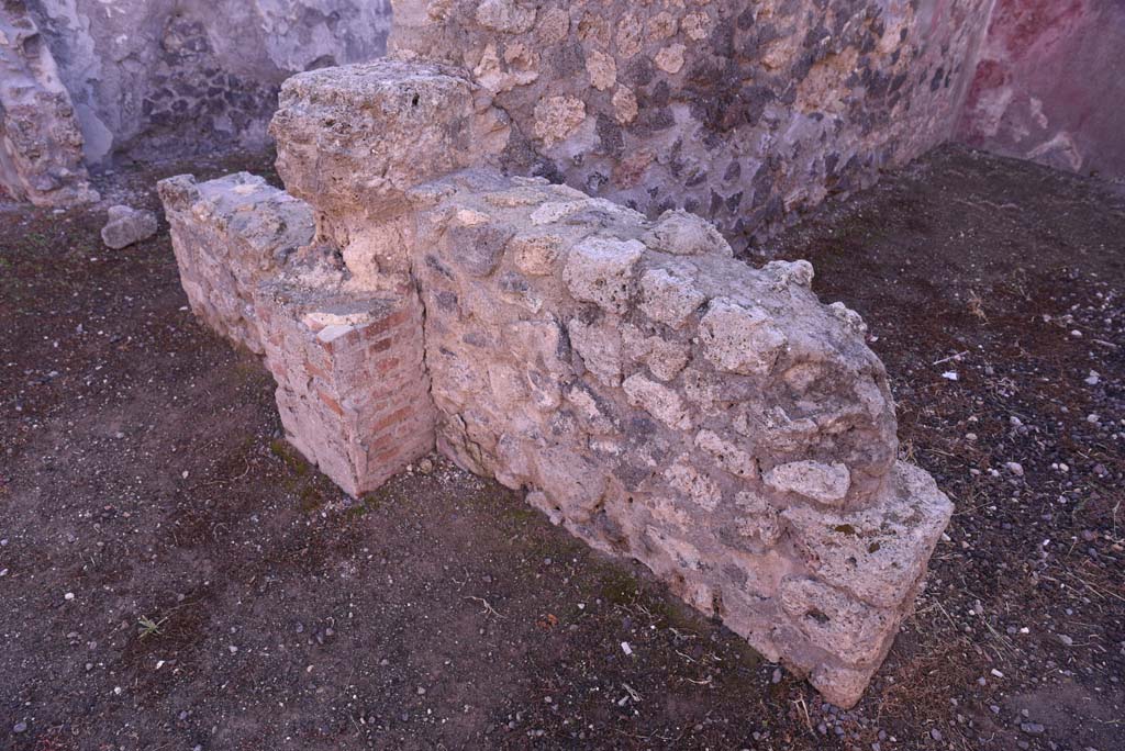I.4.23 Pompeii. October 2019. Looking south-east across remains of dividing wall.
Foto Tobias Busen, ERC Grant 681269 DÉCOR.