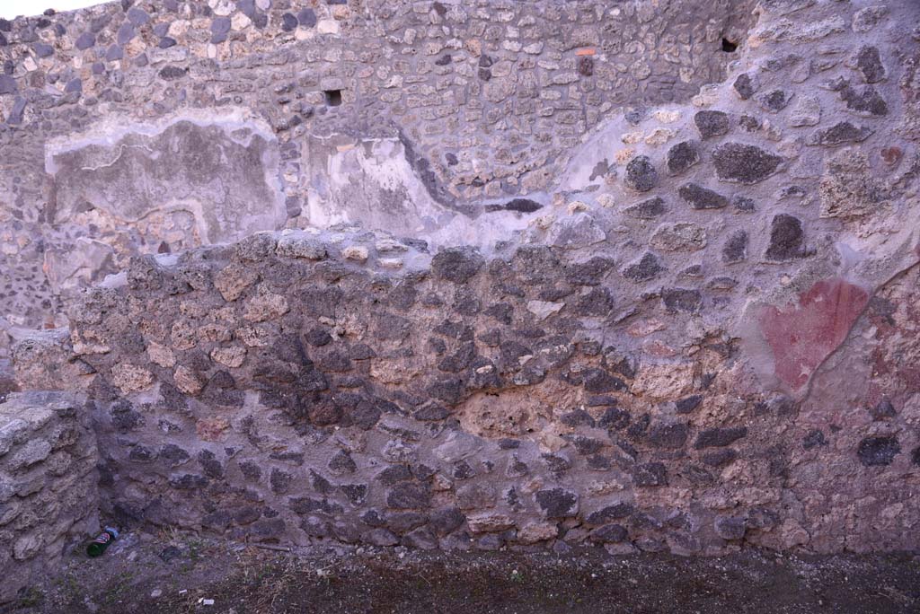 I.4.23 Pompeii. October 2019. East wall of rear room.
Foto Tobias Busen, ERC Grant 681269 DÉCOR.