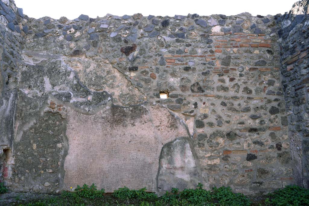 I.4.25/1.4.5 Pompeii. October 2019. South ala 12, looking towards south wall.
Foto Tobias Busen, ERC Grant 681269 DÉCOR.