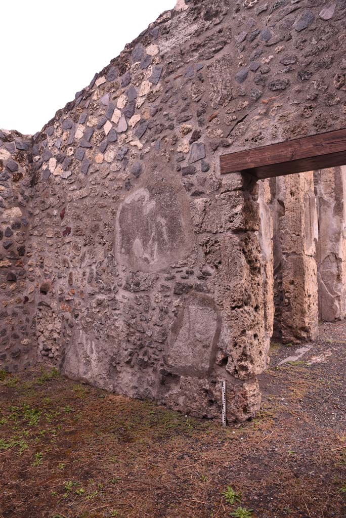 I.4.25 Pompeii. September 2019.
Room 49, looking along east wall, from doorway to atrium 47.
Foto Tobias Busen, ERC Grant 681269 DÉCOR