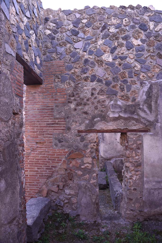I.4.25 Pompeii. October 2019.
Room 50, south wall in south-east corner with outline of stairs to upper floor.
Foto Tobias Busen, ERC Grant 681269 DÉCOR