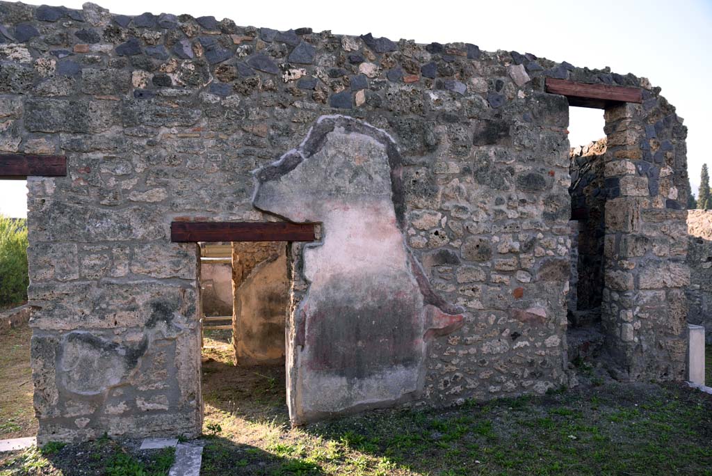 I.4.25/1.4.5 Pompeii. October 2019.
Tablinum 14, looking towards south wall, with doorway to room 36, centre left, and to small room 16, on right.
Foto Tobias Busen, ERC Grant 681269 DÉCOR.