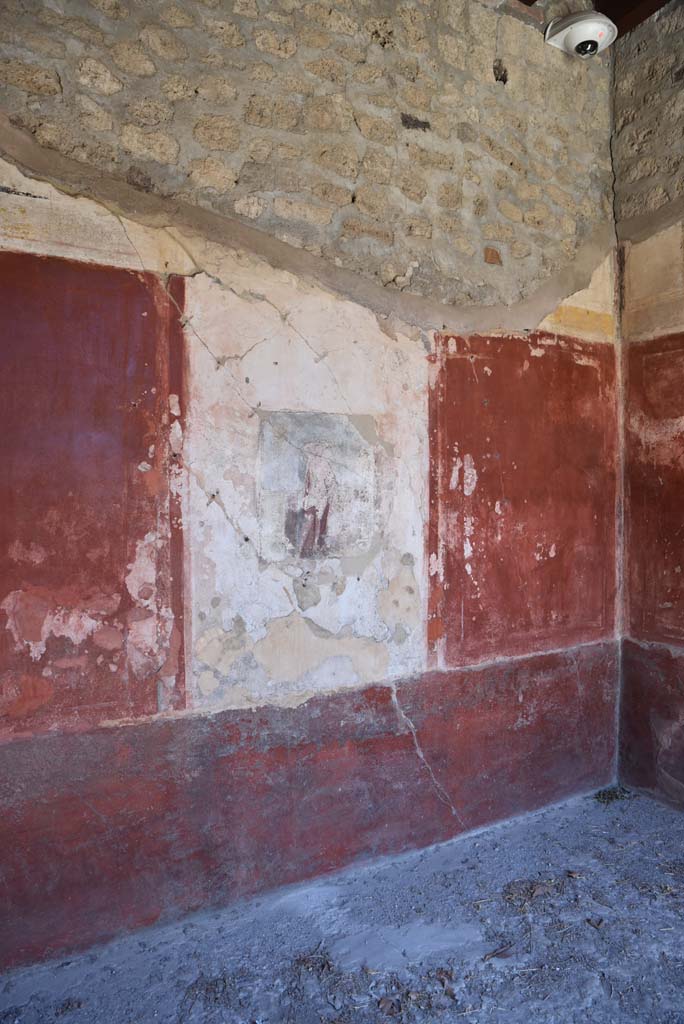 I.4.25 Pompeii. September 2020.  Room 23, looking towards east wall of cubiculum.
Foto Tobias Busen, ERC Grant 681269 D�COR.
