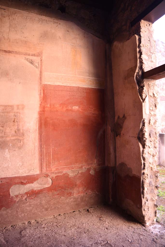 I.4.25 Pompeii. October 2019. Room 23, looking towards south-east corner.
Foto Tobias Busen, ERC Grant 681269 D�COR.

