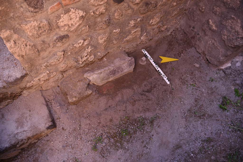 I.4.25/I.4.5 Pompeii. October 2019.
Corridor 13A, or unnumbered corridor on north side of room 13, lead pipe on north side of steps/doorway into room 38, on left.
Foto Tobias Busen, ERC Grant 681269 DÉCOR.