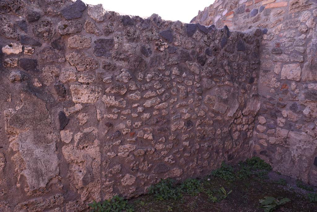 I.4.25/I.4.5 Pompeii. October 2019. Apodyterium 39, south wall, looking into south-west corner
Foto Tobias Busen, ERC Grant 681269 DÉCOR.